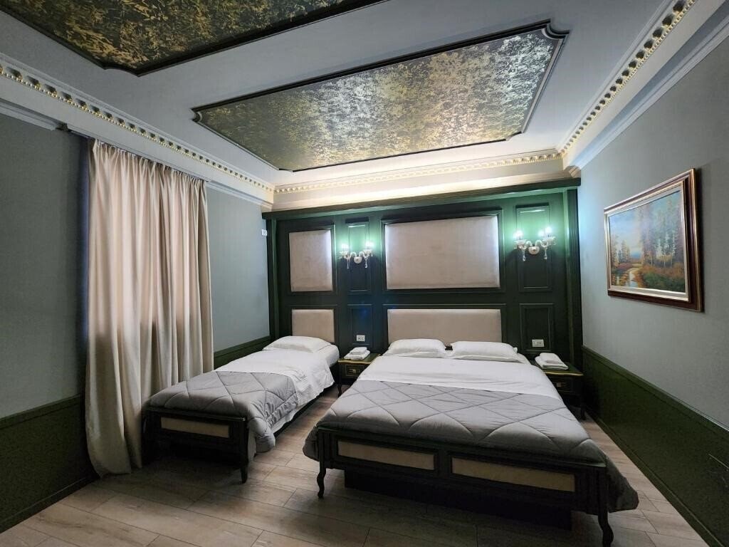 Фото Hotel Lotus 3*