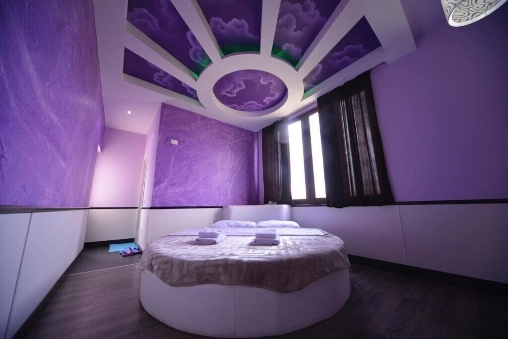 Фотографія Hotel Lotus 3*