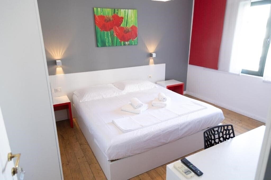 Готель Hotel Liqeni 3*