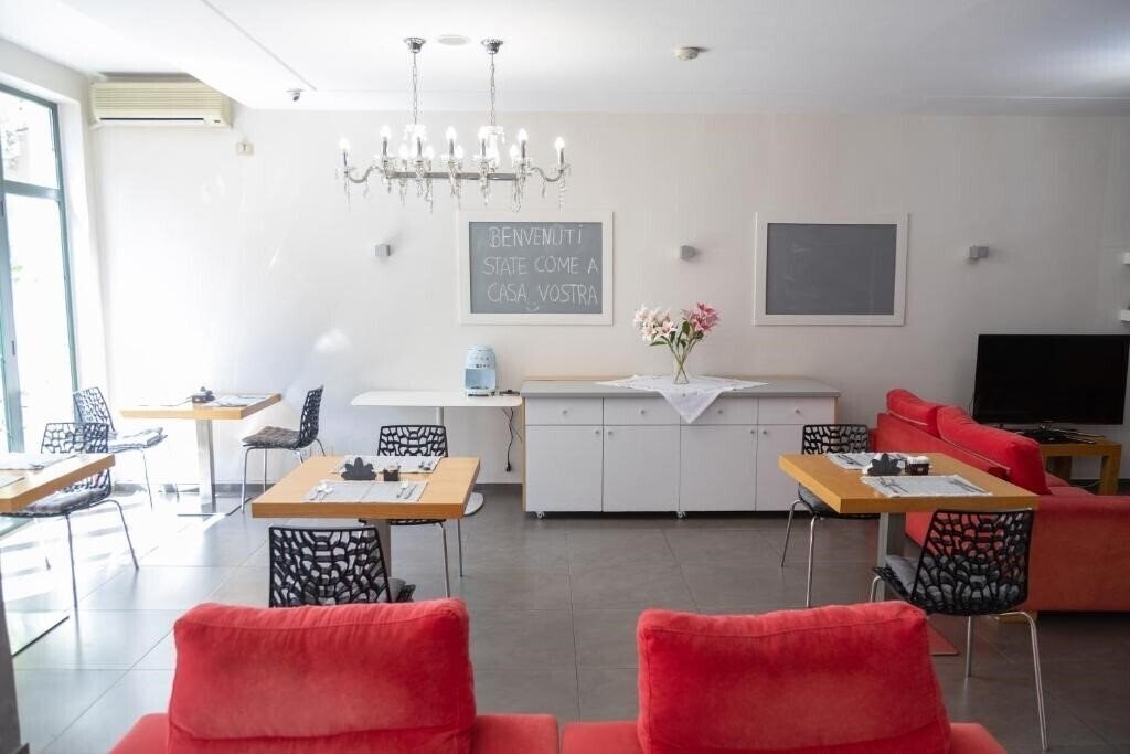 Зображення Hotel Liqeni 3*