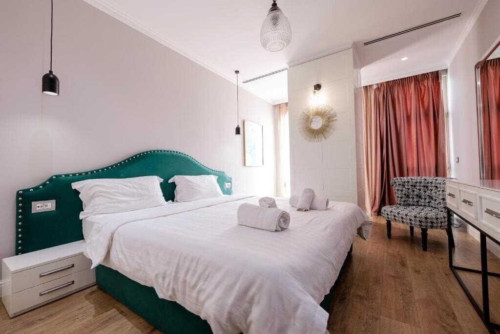 Отель Whisky Boutique Hotel 3*