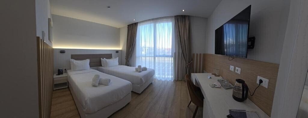 Зображення Metro Hotel Terminal 4*