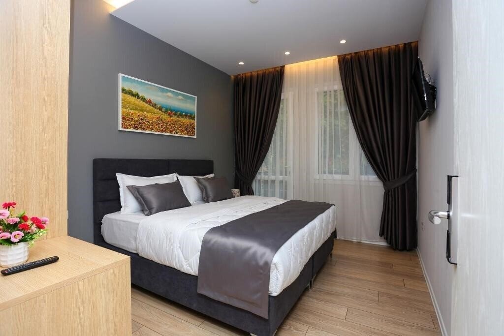Фото Emerald Boutique Hotel 4*