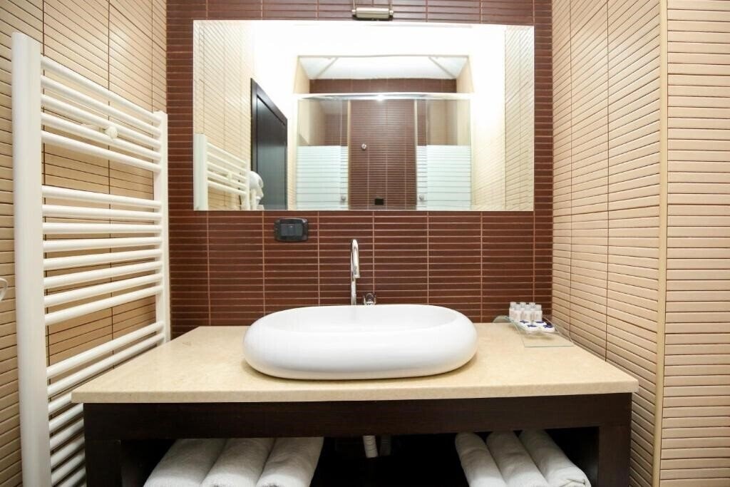 Фотографія Vlora International 4*