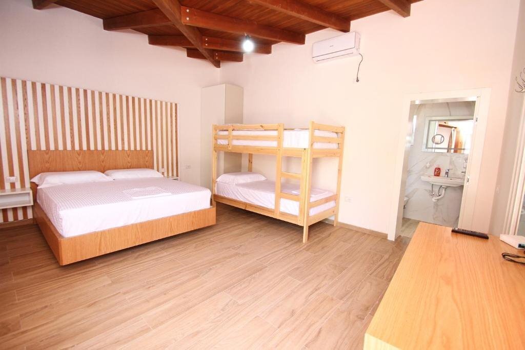 Фотографія Sunrise Hotel 3*