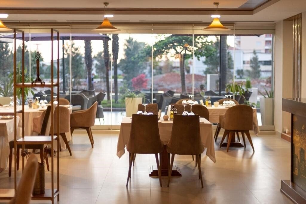 Картинка Vlora Intercontinental 5*