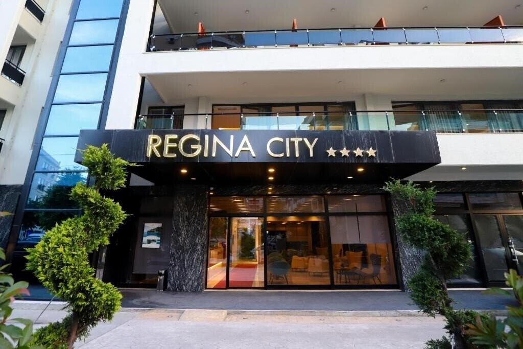 Отель Regina City 4*
