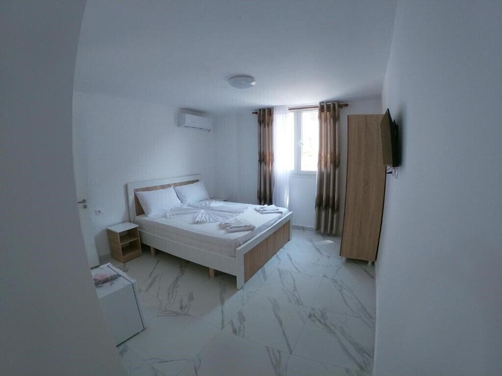 Отель Bolonja Hotel 4*