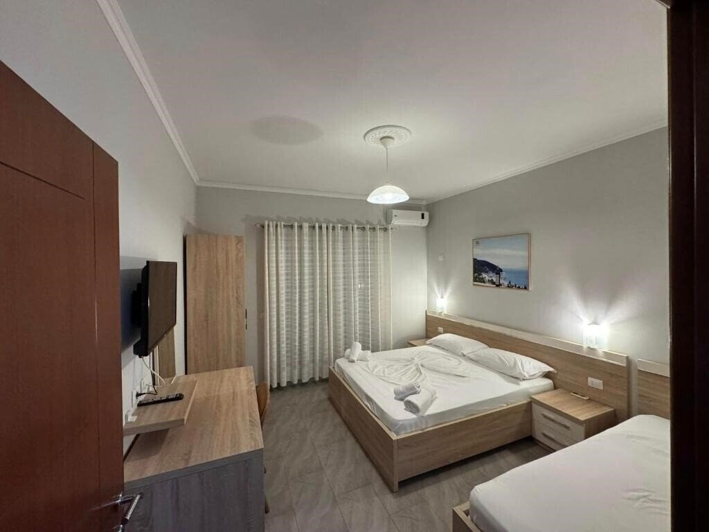 Фото Augustus Hotel Dhermi 3*