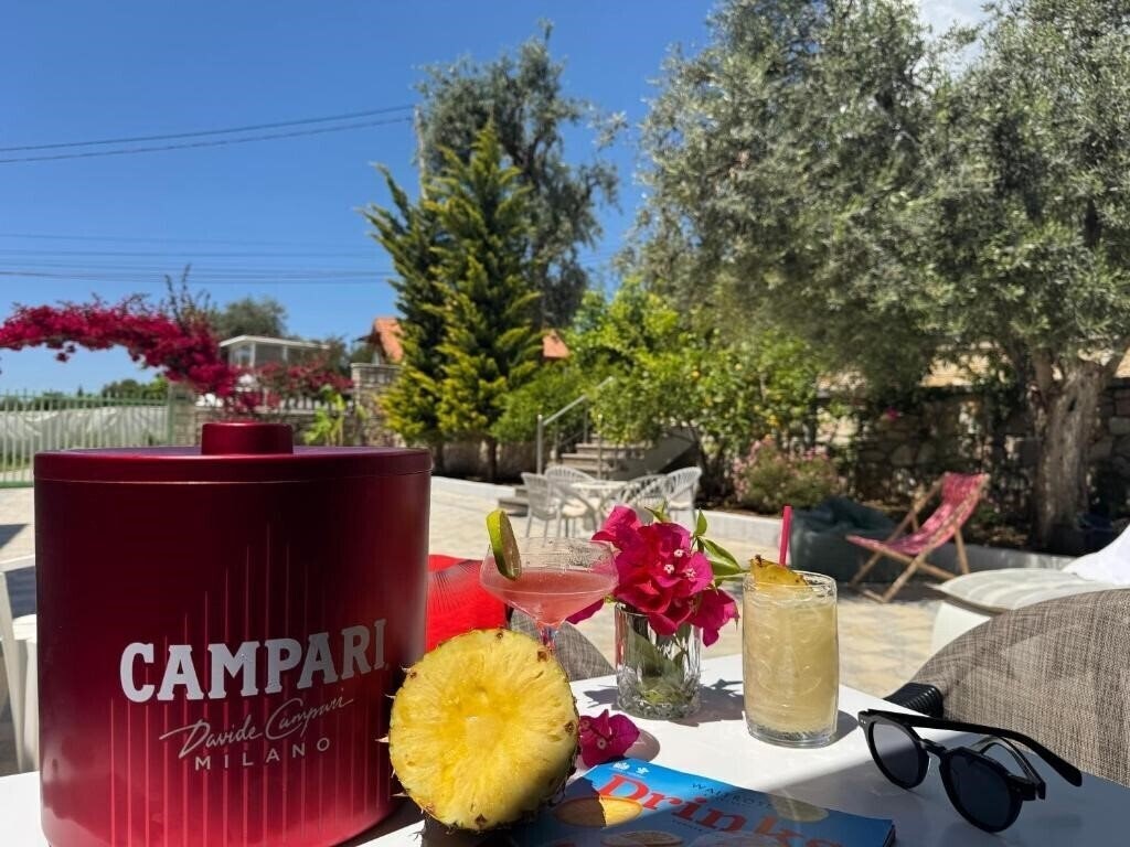 Фотографія Augustus Hotel Dhermi 3*