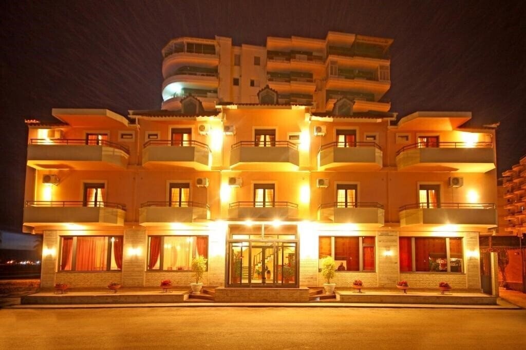 Зображення Primavera 3*