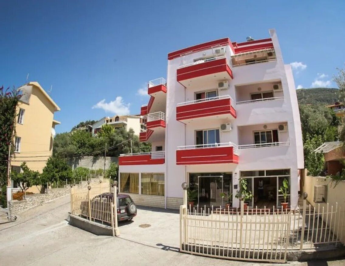 Готель Hotel Leon's (ex. Hotel Leon, Hotel Leons) 3*