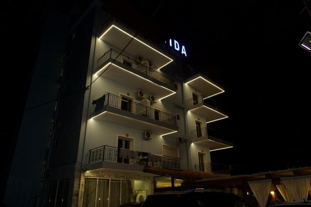 Фотографія Hotel Frida Himare 2*