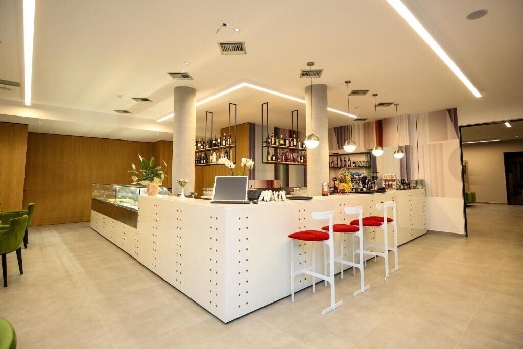 Зображення Regina Garden 4*