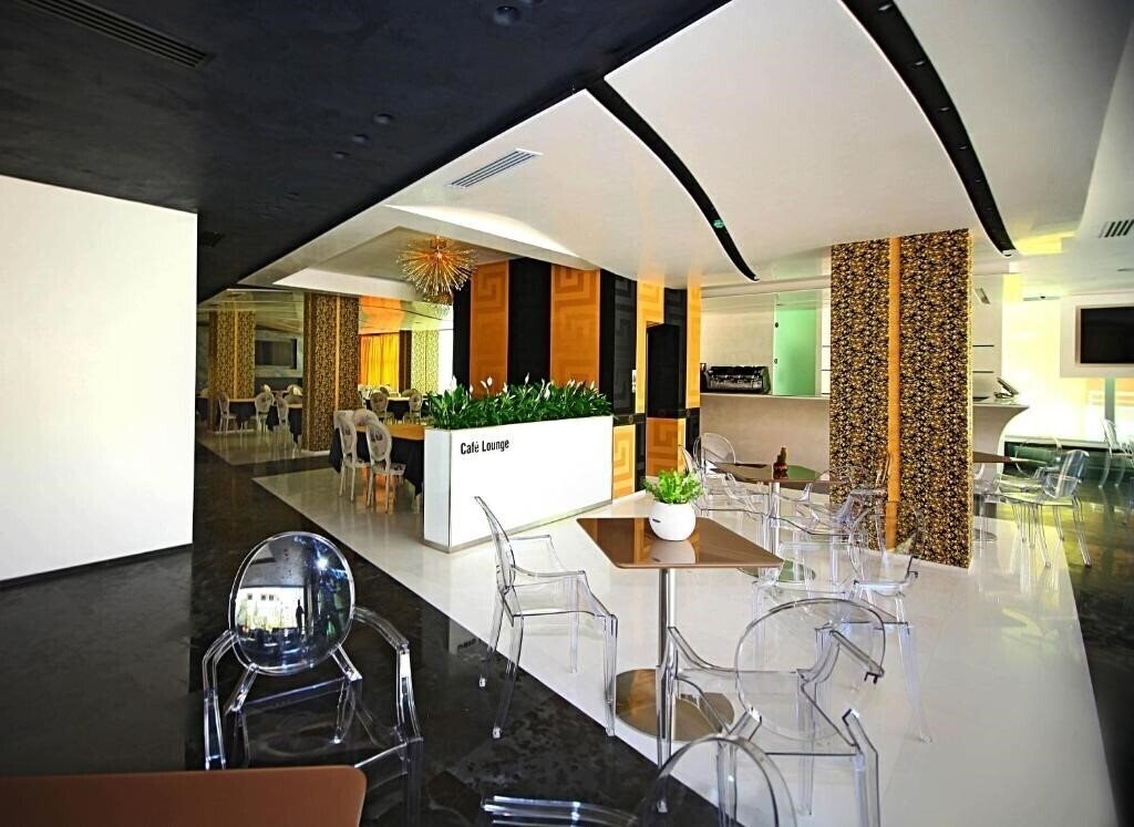 Фото Hotel Palace (ex. Palace Hotel & SPA Vlore) 4*