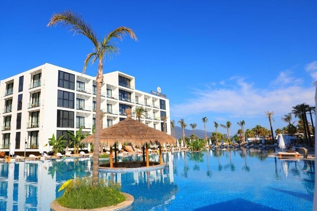 Фото Oricon Coast Luxury Resort 5*