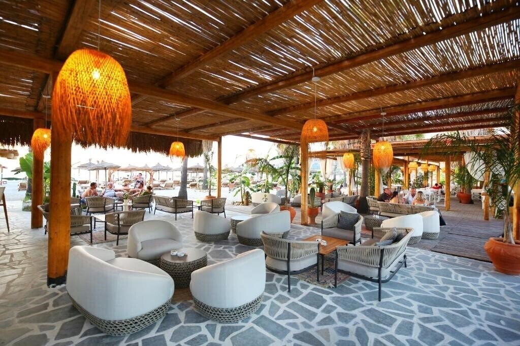Фотография Oricon Coast Luxury Resort 5*