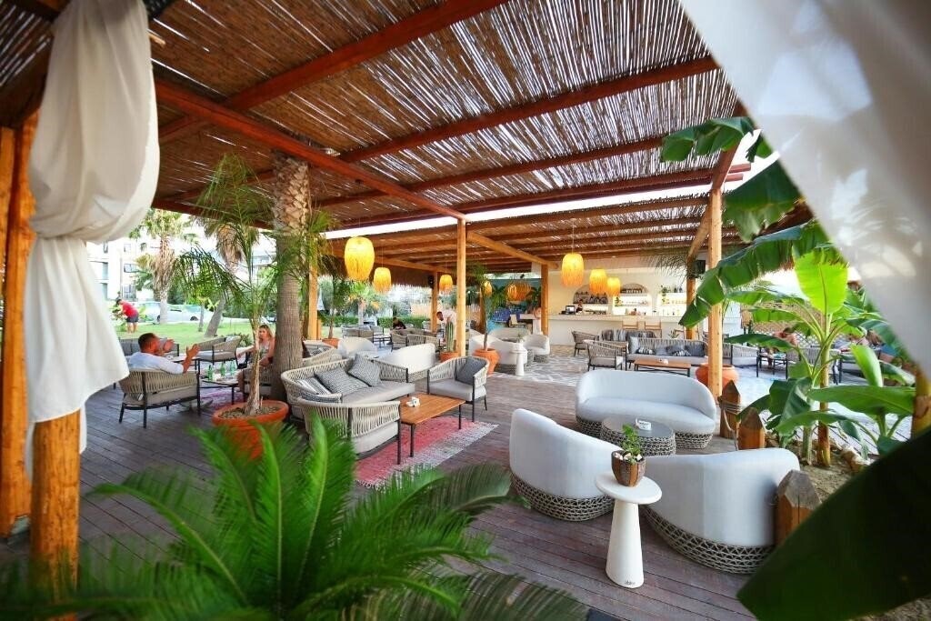 Изображение Oricon Coast Luxury Resort 5*