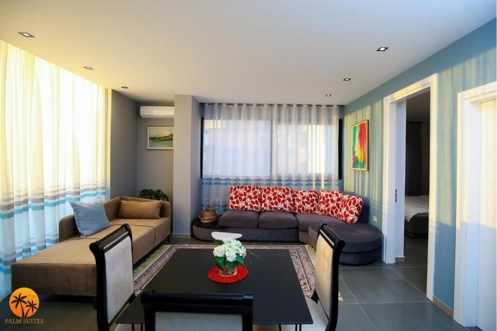 Фото Palm Suites 3*