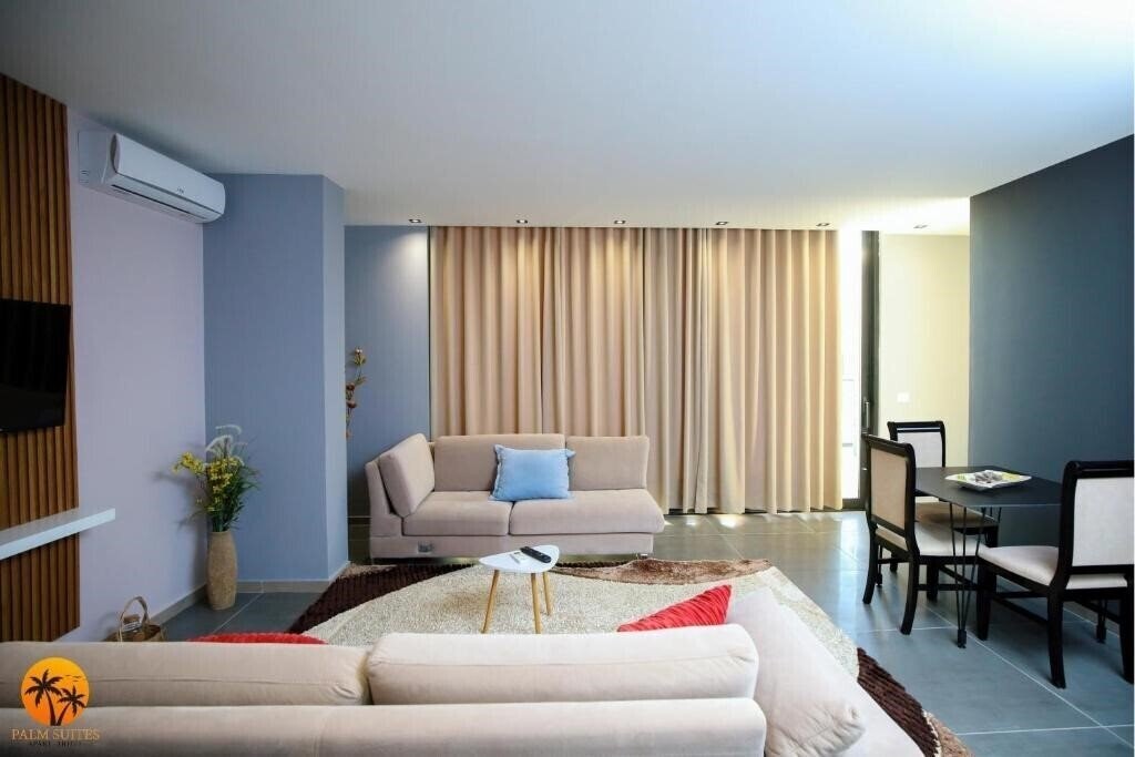 Фотография Palm Suites 3*