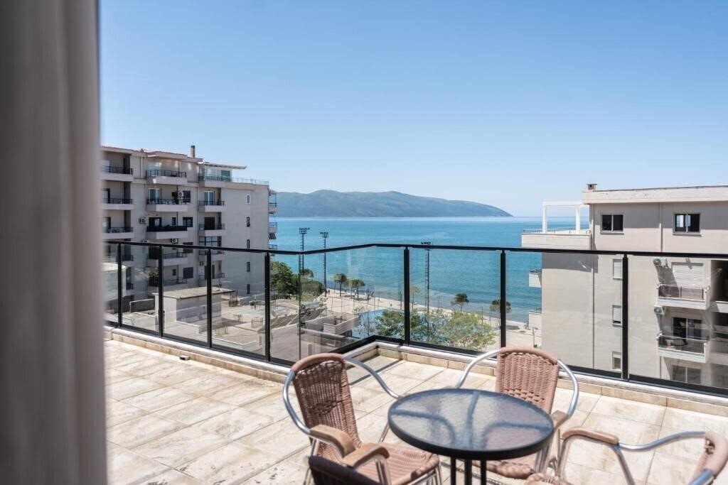 Изображение Palm Suites 3*
