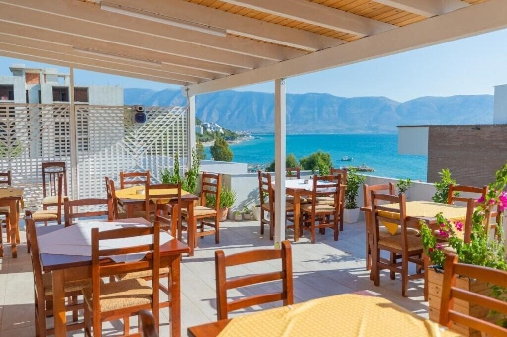 Готель Viroi Hotel 4*