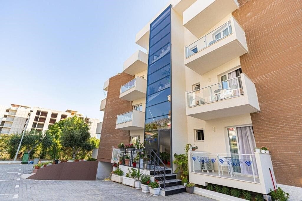 Готель Viroi Hotel 4*