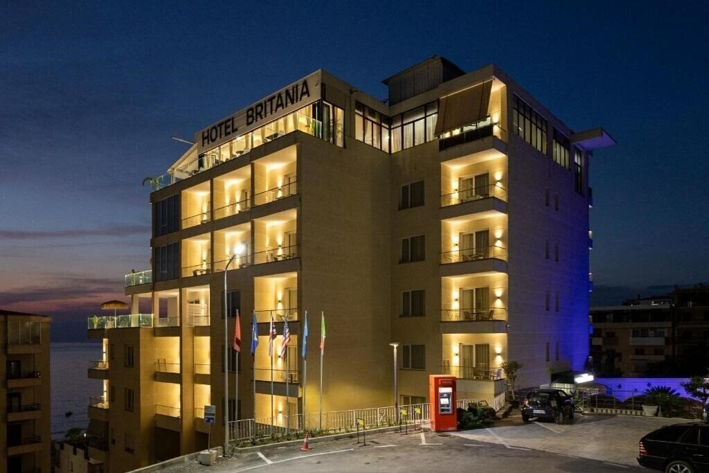 Готель Hotel Britania (ex. Adea Hotel, Aler Grand Hotel) 3*