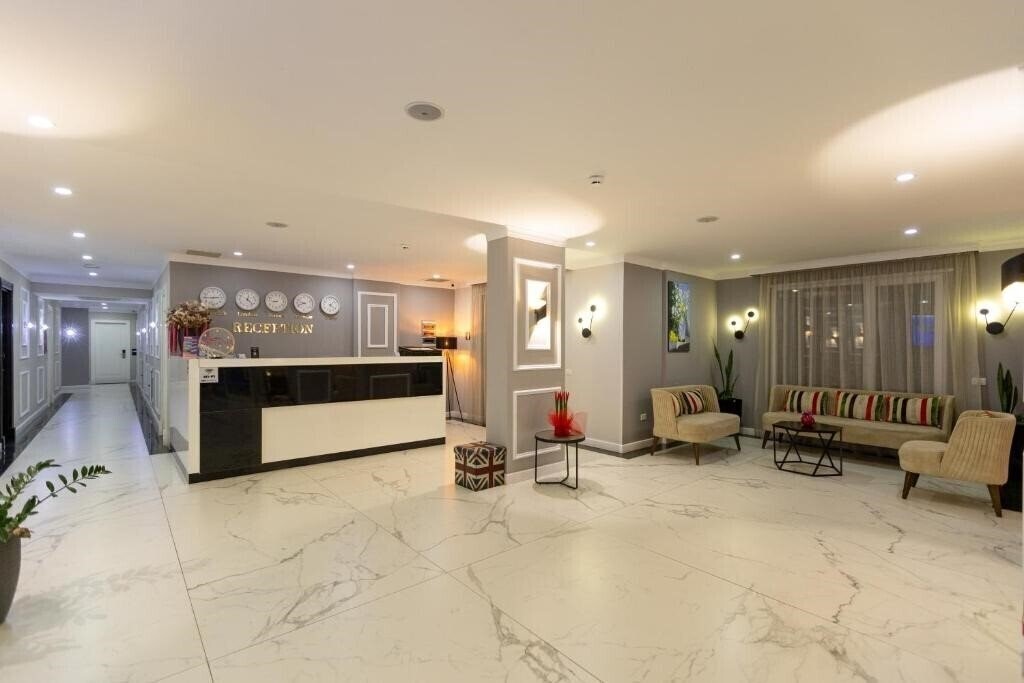 Фотографія Hotel Britania (ex. Adea Hotel, Aler Grand Hotel) 3*