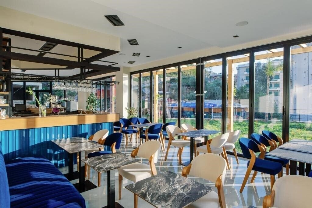 Готель Valza Boutique Hotel 4*