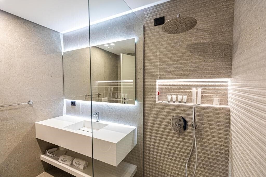 Зображення Hotel Mazarine 4*