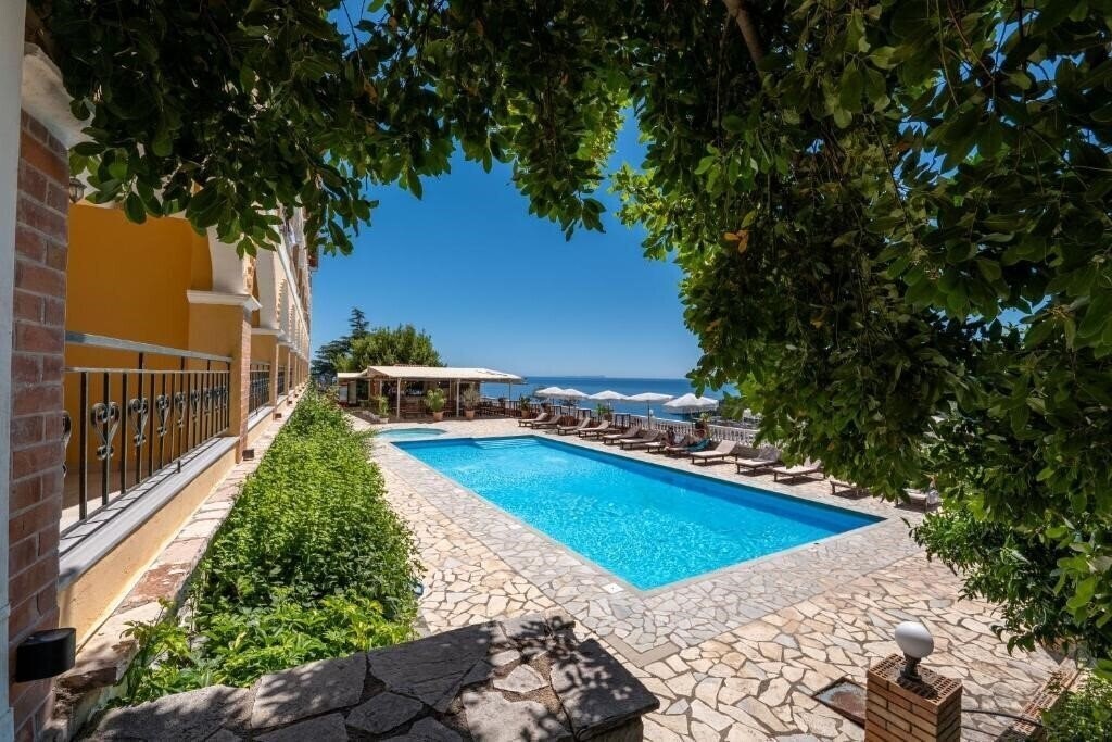 Готель Apart Hotel Alex 5*