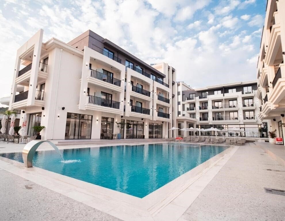 Готель Jost Caravel 4*