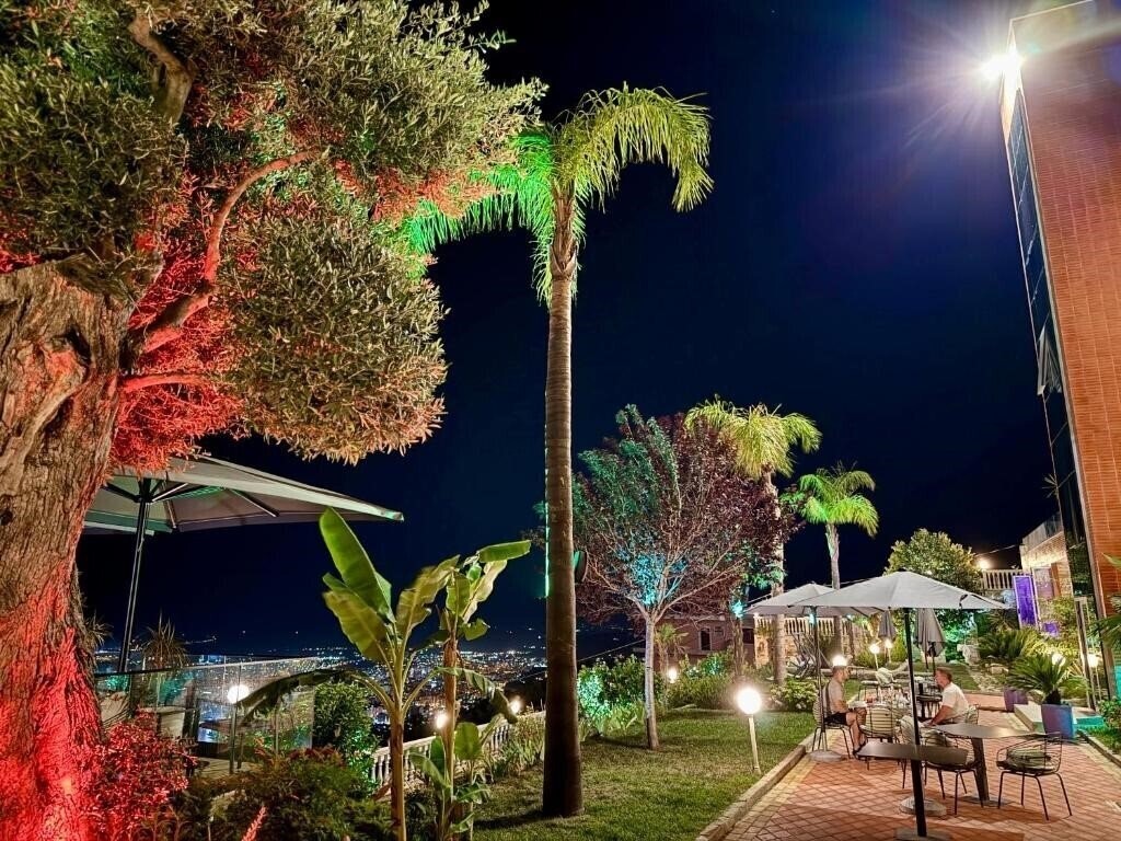 Отель Festim Villa Hotel 4*