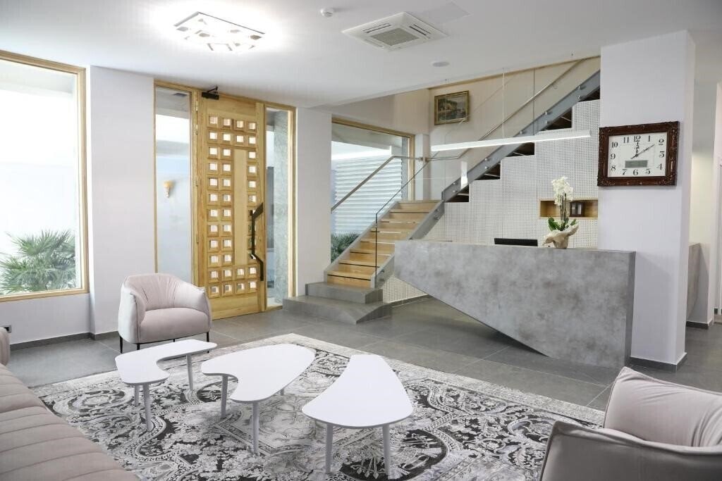 Фотографія Hotel Imperial Vlore 4*