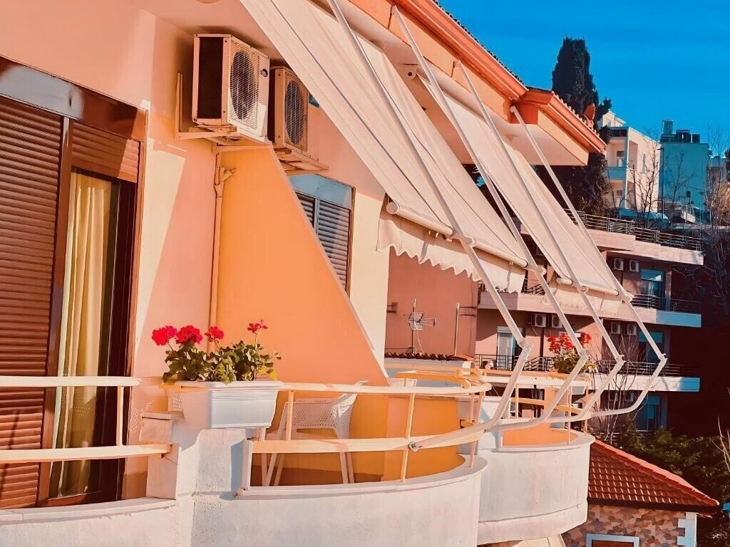 Зображення Hotel Lungomare Vlore (ex. Lungomare Hotel) 3*