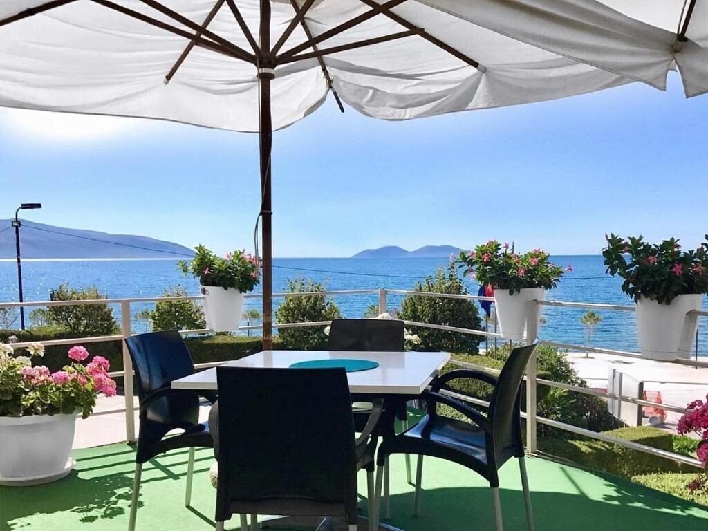 Картинка Ambassador Hotel 3*