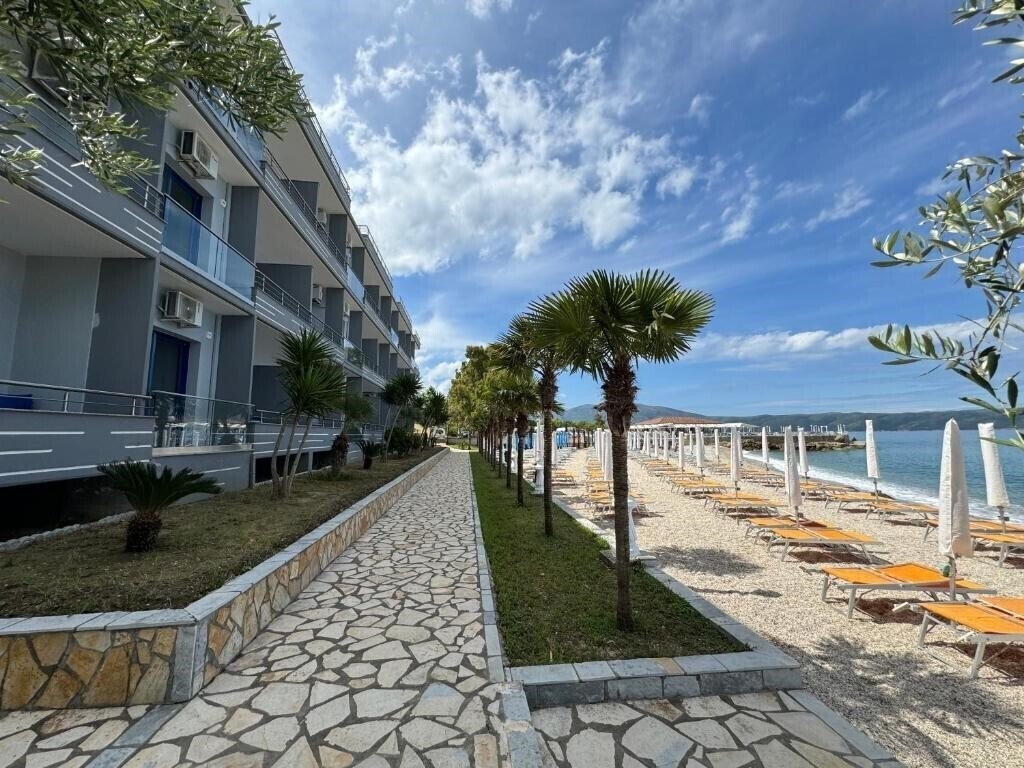 Отель Hotel Cekodhima 3*