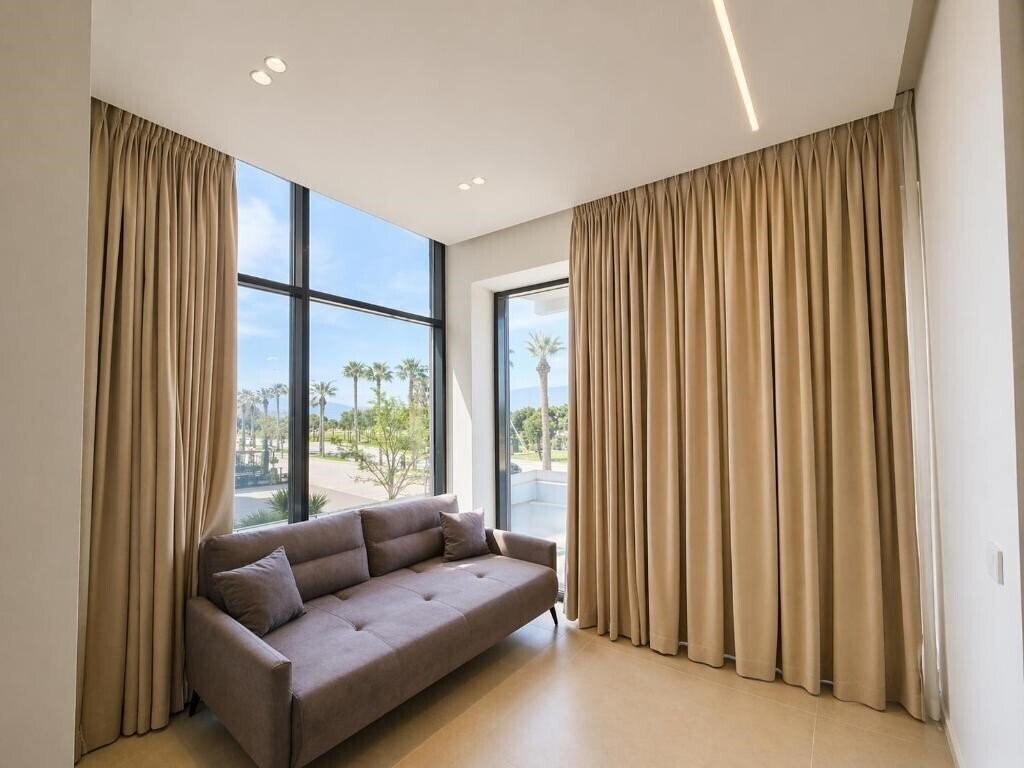 Фото Jordan's Hotel 3*
