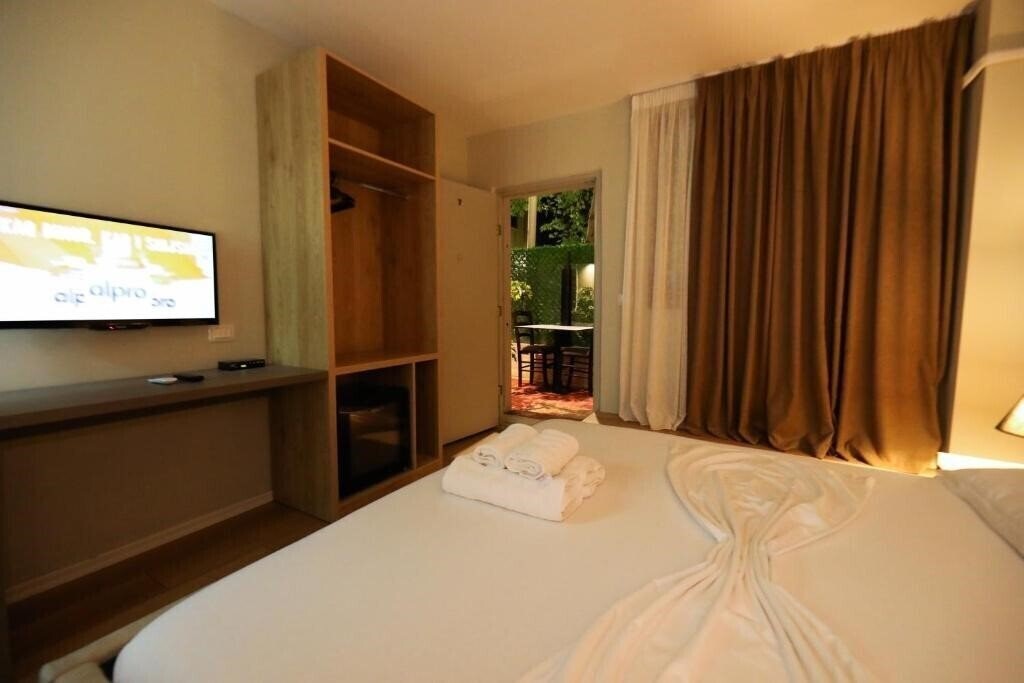 Фотография Hotel Her 3*