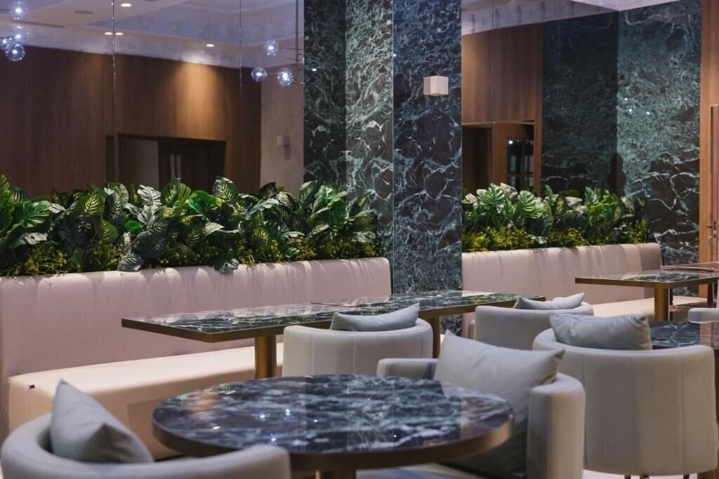 Фотографія Hotel Sazani 4*