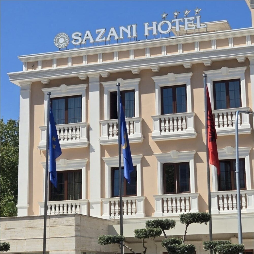 Готель Hotel Sazani 4*