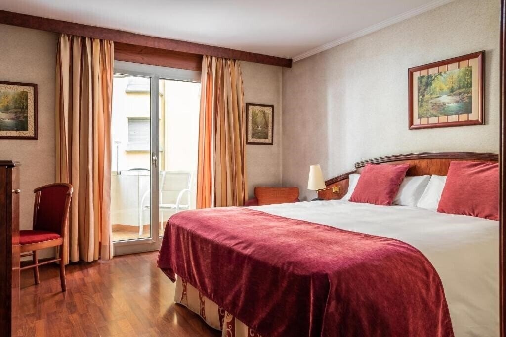 Готель Jan Hotels President 4*