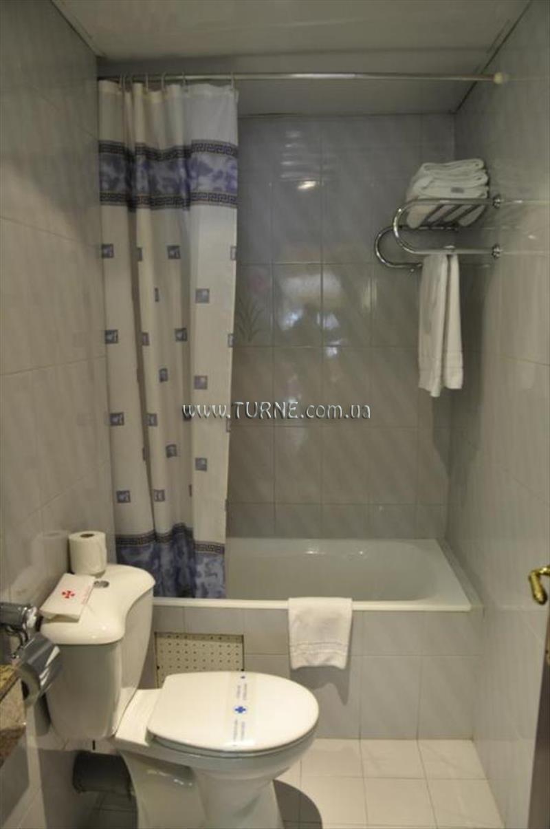 Отель Hotansa Cassany 3*