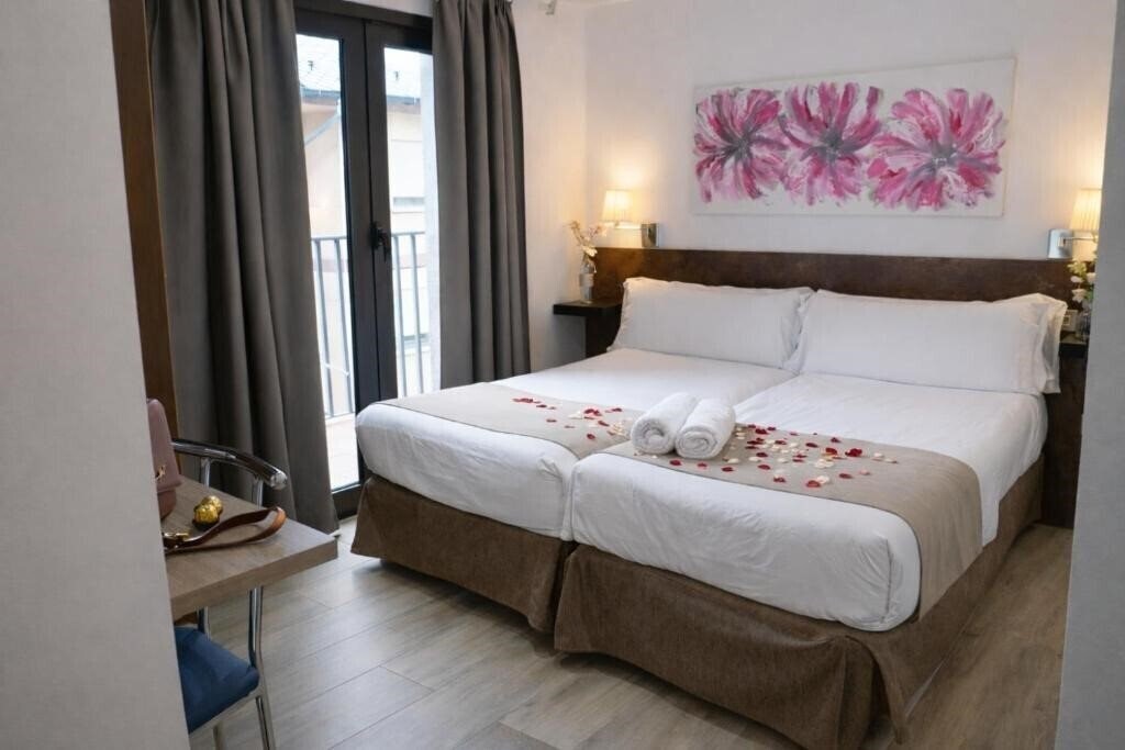 Фото Hotel Aston 3*