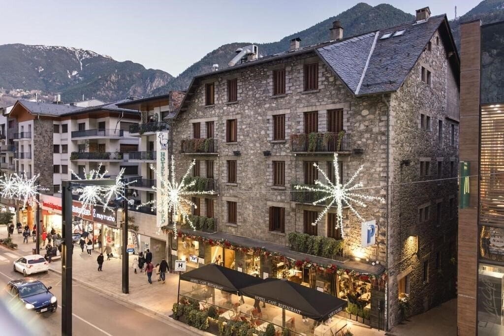 Зображення Hotel Restaurant De L'Isard. 3*
