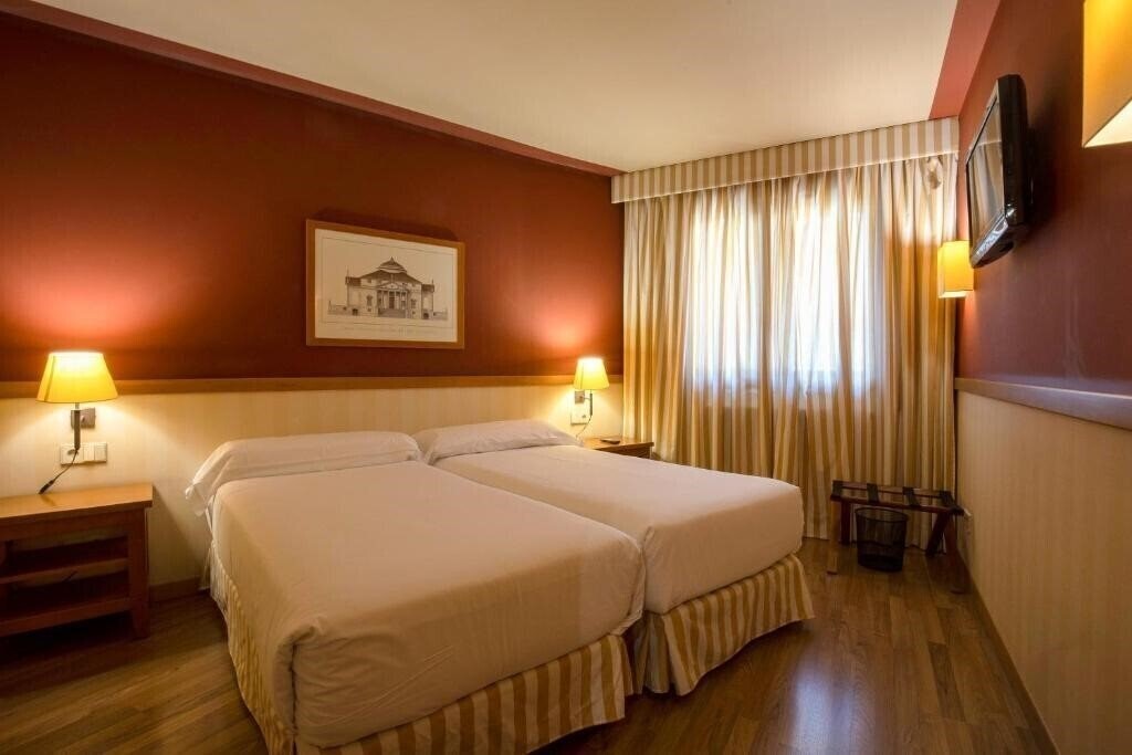 Фото Aparthotel Shusski 4*