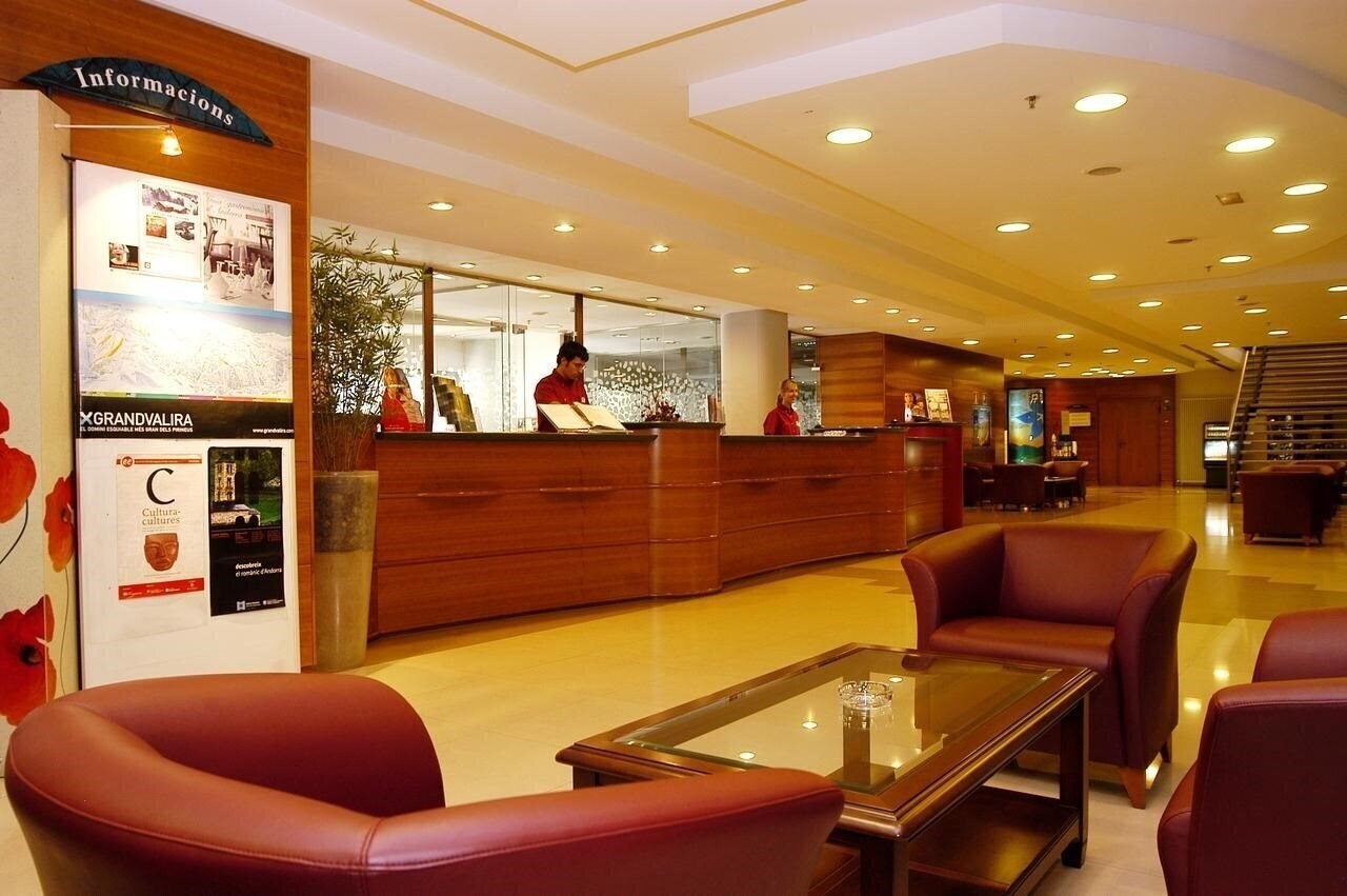 Готель Tropical Andorra 4*