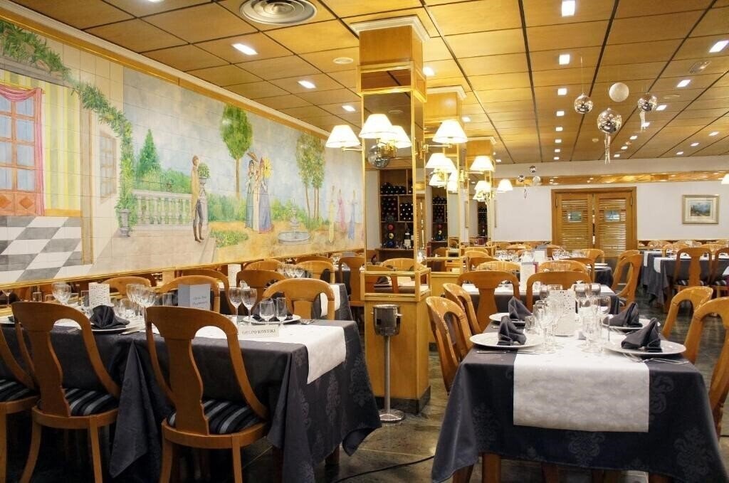 Картинка Eureka 4*