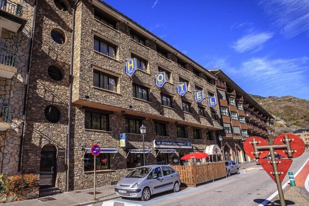 Фотография Roc Del Castell Hotel 2*